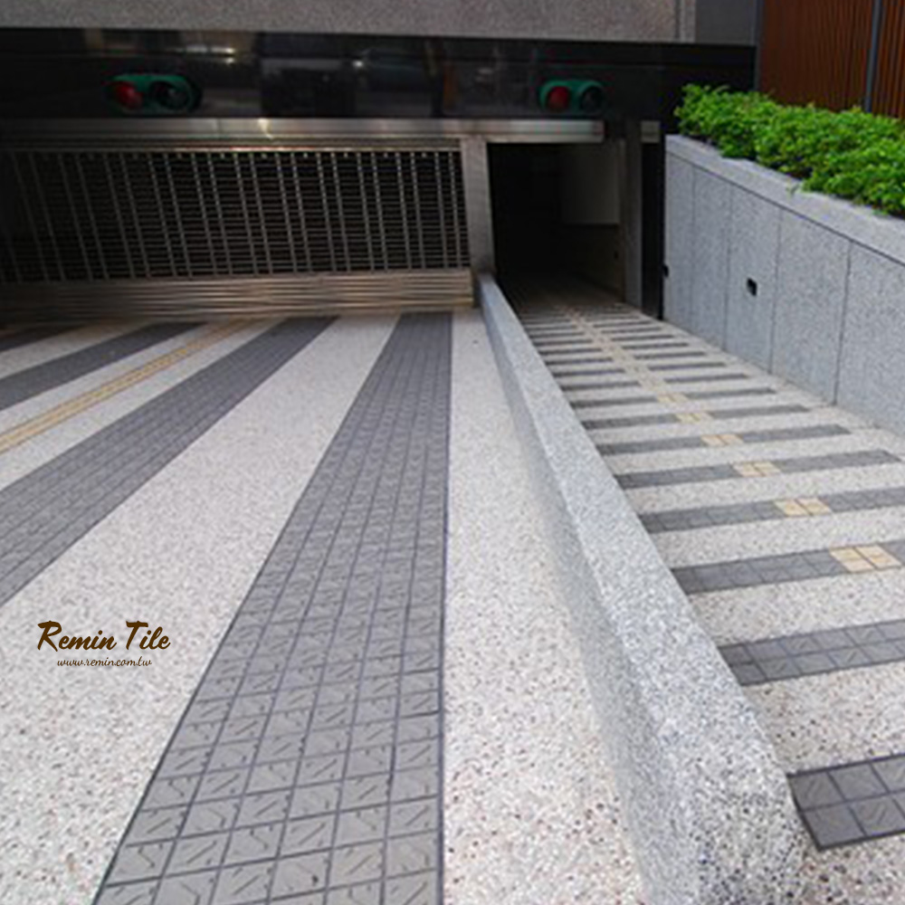 小字車道磚 車道磚 台北門市 實磚展示