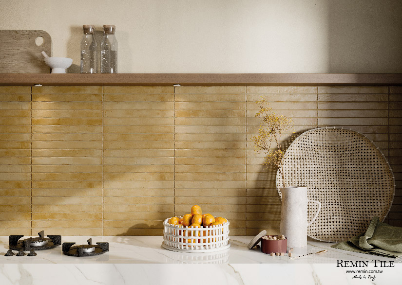 長形地鐵磚 窯變馬賽克 義大利進口 4.8*45 黃色 廚房壁磚 亮面