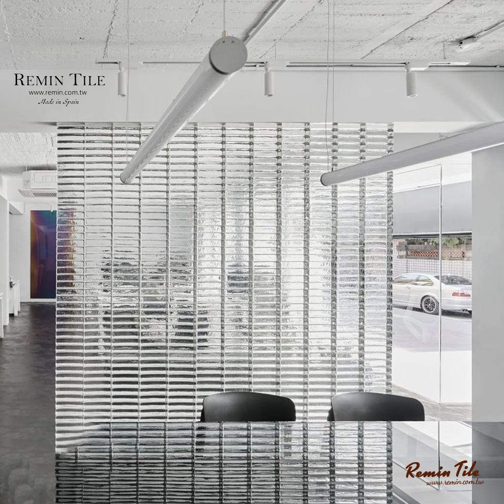 晶晶實心玻璃磚 | 透明隔間採光裝飾磚