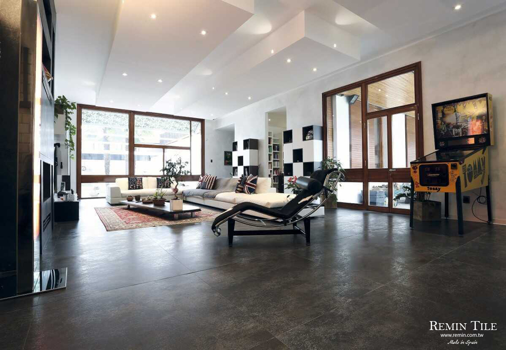 薄大板磚 金屬風 金屬磚 100*300 客廳地磚 客廳壁磚 黑色 白色