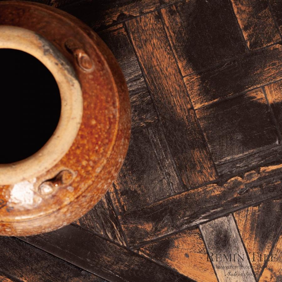 路易威登 艾曼紐二世迴廊 拼接木紋磚｜西班牙45×45石英磚｜地磚