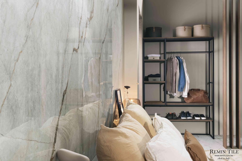 赤金羽絨 托斯卡納 大理石紋薄大板 義大利 120×278 120×260 120×120 60×120 亮面 霧面 客廳地磚 客廳壁磚