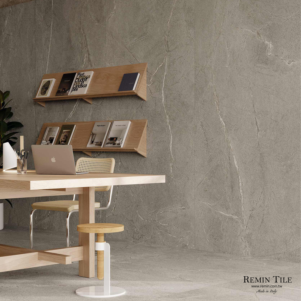 流沙灰 無界限 石紋薄大板｜義大利120×278｜霧面灰地壁