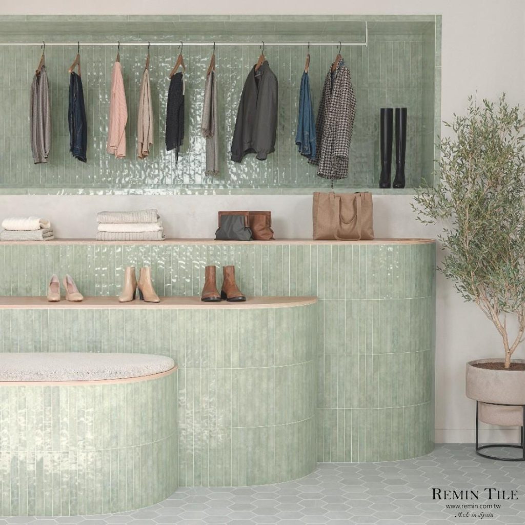 釉面窯變長型地鐵磚 雨森 3.7*31*0.85㎝ 綠色 商空壁磚