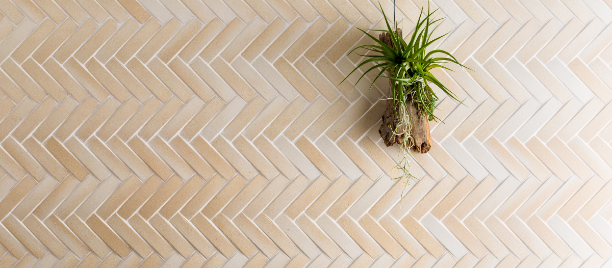 立體人字馬賽克 日本製 9.2*2.3 石質 米色 壁磚