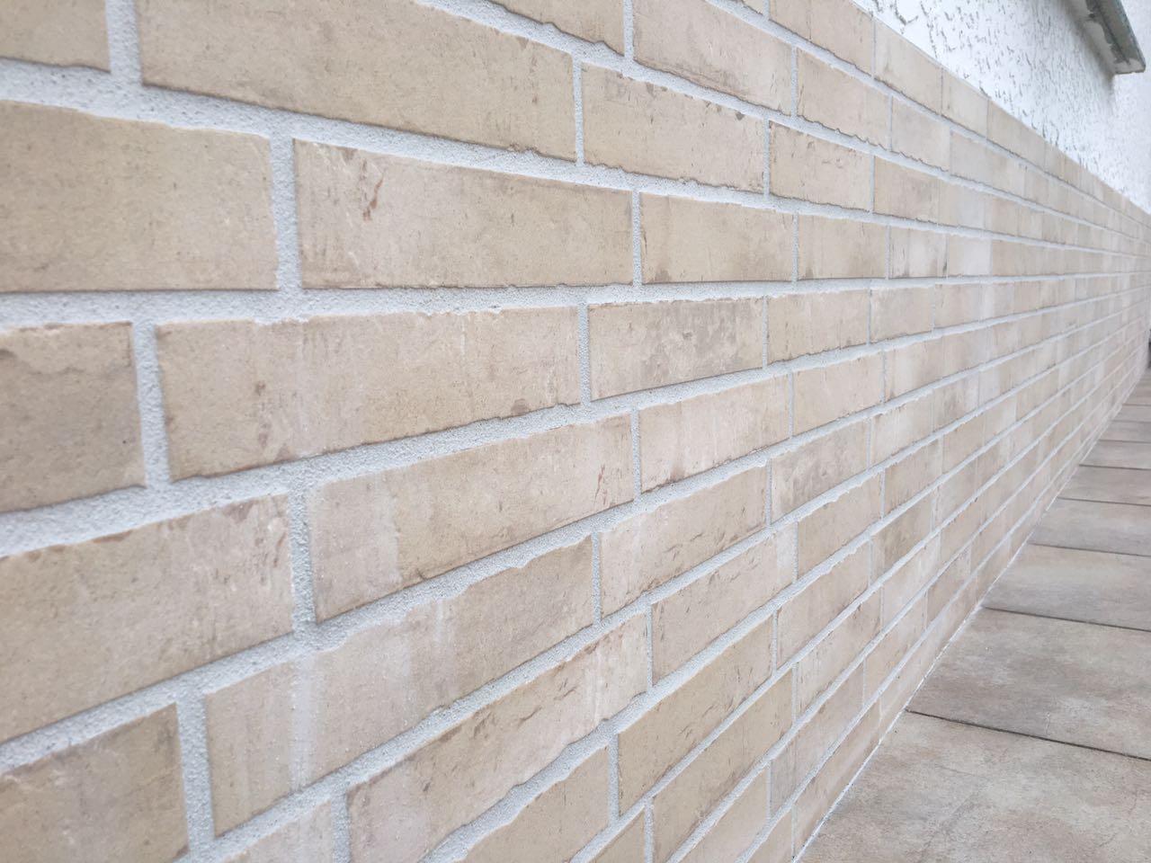 陶磚 沃荷 5.2*24 外牆磚 米色