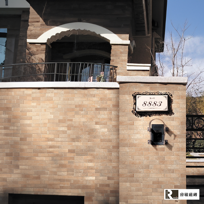 6×22.7二丁掛外牆磚｜復古紅色｜ 別墅磚 麻布十番紅